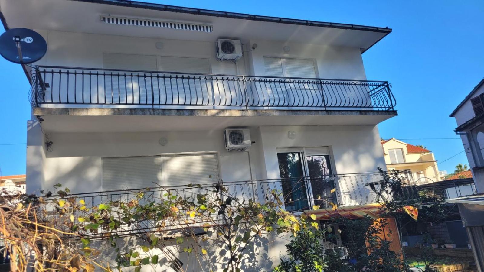 Dinka'S Apartment 스타리 그라드 외부 사진
